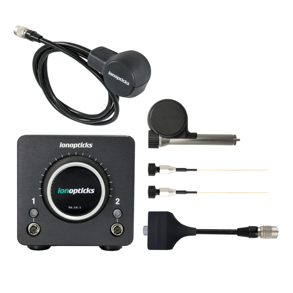 Aurora® Rapid™ 5×75 C18 HeatSync™ Starter Pack 2 x Aurora Rapid® 5×75 nano flow columns with built-in HeatSync™ technology, compatible with Nanospray Flex ion source (5 cm x 75 µm ID, 1.7 µm C18) 1 x HeatSync™ Column Heater 1 x HeatSync™ Controller 1 x HeatSync™ Rapid 5 cm Column Housing 1 x HeatSync™ Regulator SKU: AUR4-5075C18-STPK